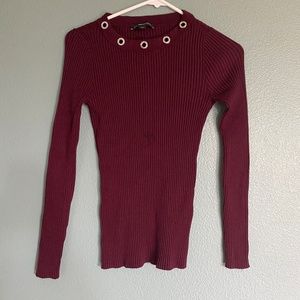 Maroon sweater